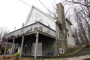 169 N Lake Dr, Dingmans Ferry, PA 18328 - Photo 6