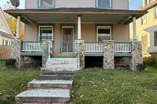 341 Broad St, Honesdale, PA 18431 - Photo 2