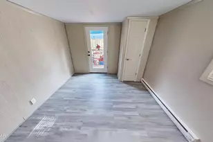 113 Lancet Cir, Dingmans Ferry, PA 18328 - Photo 10