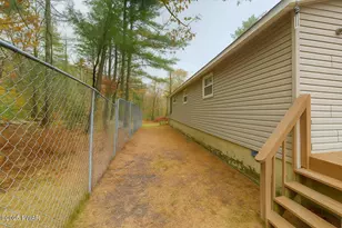 113 Lancet Cir, Dingmans Ferry, PA 18328 - Photo 18
