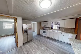 113 Lancet Cir, Dingmans Ferry, PA 18328 - Photo 6