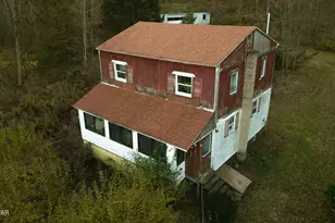 649 Creek Dr, Prompton, PA 18456 - Photo 4