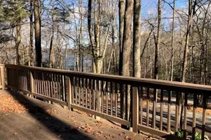 100 N Hemlock Ln, Greentown, PA 18426 - Photo 8