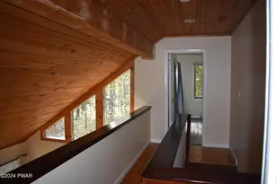 102 Granite Dr, Lords Valley, PA 18428 - Photo 16