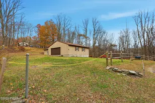 901 Goose Pond Rd, Lake Ariel, PA 18436 - Photo 2