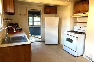 606 Ave H Ave, Matamoras, PA 18336 - Photo 8