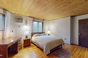 801 Granite Ct S, Hawley, PA 18428 - Photo 18