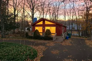 3050 Briarwood Dr, Tobyhanna, PA 18466 - Photo 14