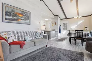 3050 Briarwood Dr, Tobyhanna, PA 18466 - Photo 4