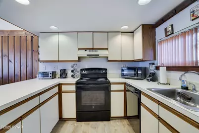 3336 Windermere Drive, Bushkill, PA 18324 - Photo 24