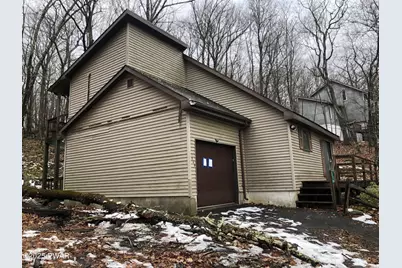 2242 Apley Court, Bushkill, PA 18324 - Photo 2