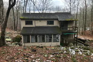 2242 Apley Ct, Bushkill, PA 18324 - Photo 6