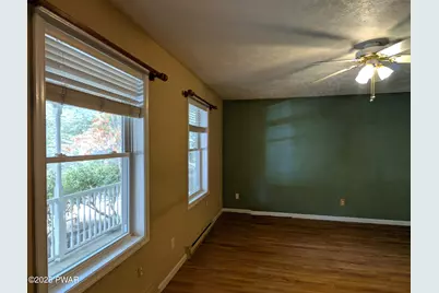 131 Surrey Lane, Lords Valley, PA 18428 - Photo 14