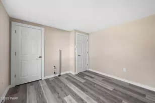 13 Bucklands Ln, Waymart, PA 18472 - Photo 18