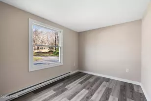 13 Bucklands Ln, Waymart, PA 18472 - Photo 16