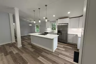 13 Bucklands Ln, Waymart, PA 18472 - Photo 4