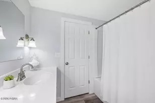 13 Bucklands Ln, Waymart, PA 18472 - Photo 10