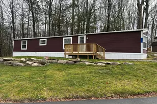 104 York Dr, Greentown, PA 18426 - Photo 1