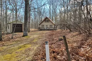 166 Lower Lakeview Dr, Hawley, PA 18428 - Photo 4