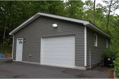 150 Lookout Drive, Lords Valley, PA 18428 - Photo 4