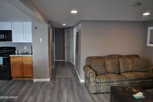 25 Lizzy Ln, Waymart, PA 18472 - Photo 18