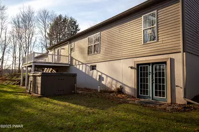 121 Meadowbrook Drive, Moscow, PA 18444 - Photo 4