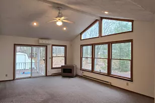 119 Village Ln, Lords Valley, PA 18428 - Photo 16