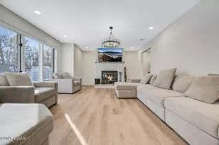 204 Lincoln Dr, Lords Valley, PA 18428 - Photo 6