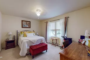 135 N Forrest Dr, Milford, PA 18337 - Photo 12
