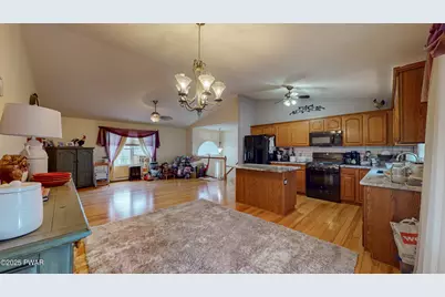 135 N Forrest Drive, Milford, PA 18337 - Photo 6