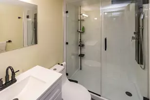 120 Yvonne Ln, Dingmans Ferry, PA 18328 - Photo 18