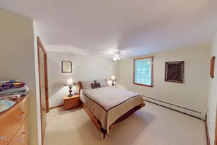 153 Mountain Lake Dr, Dingmans Ferry, PA 18328 - Photo 16