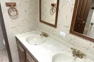 236 Well Rd, Greeley, PA 18425 - Photo 28