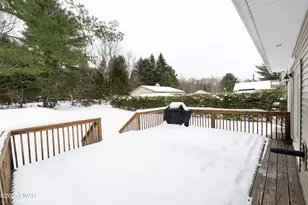 12 Meadows Ct, Hawley, PA 18428 - Photo 12