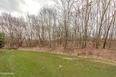 121 Red Coat Lane, Hanover Township, PA 18706 - Photo 58