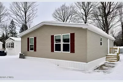 120 Middle Road, Greentown, PA 18426 - Photo 6