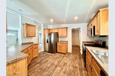 120 Middle Road, Greentown, PA 18426 - Photo 12