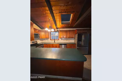 100 Lincoln Drive, Lords Valley, PA 18428 - Photo 8