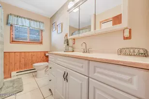 7 Woodpoint Ct, Lake Ariel, PA 18436 - Photo 66