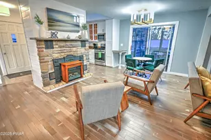 413 Sunset Forest Dr, Hawley, PA 18428 - Photo 2