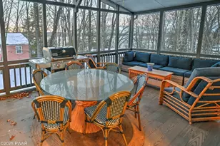 413 Sunset Forest Dr, Hawley, PA 18428 - Photo 8