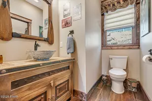1088 Lakeshore Dr, Lake Ariel, PA 18436 - Photo 34