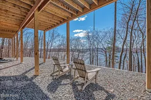 1088 Lakeshore Dr, Lake Ariel, PA 18436 - Photo 14