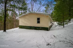 111 Mountain Ash Dr, Shohola, PA 18458 - Photo 4