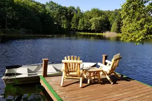 801 Saddlebrook Spur, Hawley, PA 18428 - Photo 8