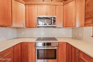 801 Saddlebrook Spur, Hawley, PA 18428 - Photo 20