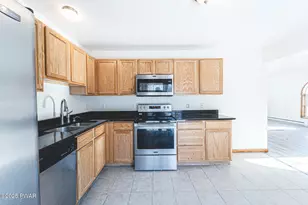 133 Brownstone Dr, Milford, PA 18337 - Photo 16