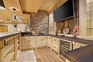 110 St Andrews Dr, Greentown, PA 18426 - Photo 60