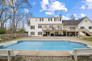 514 Highlawn Dr, East Stroudsburg, PA 18302 - Photo 2