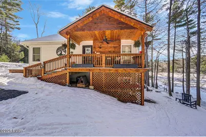 132 N Lake Shore Drive, Dingmans Ferry, PA 18328 - Photo 4